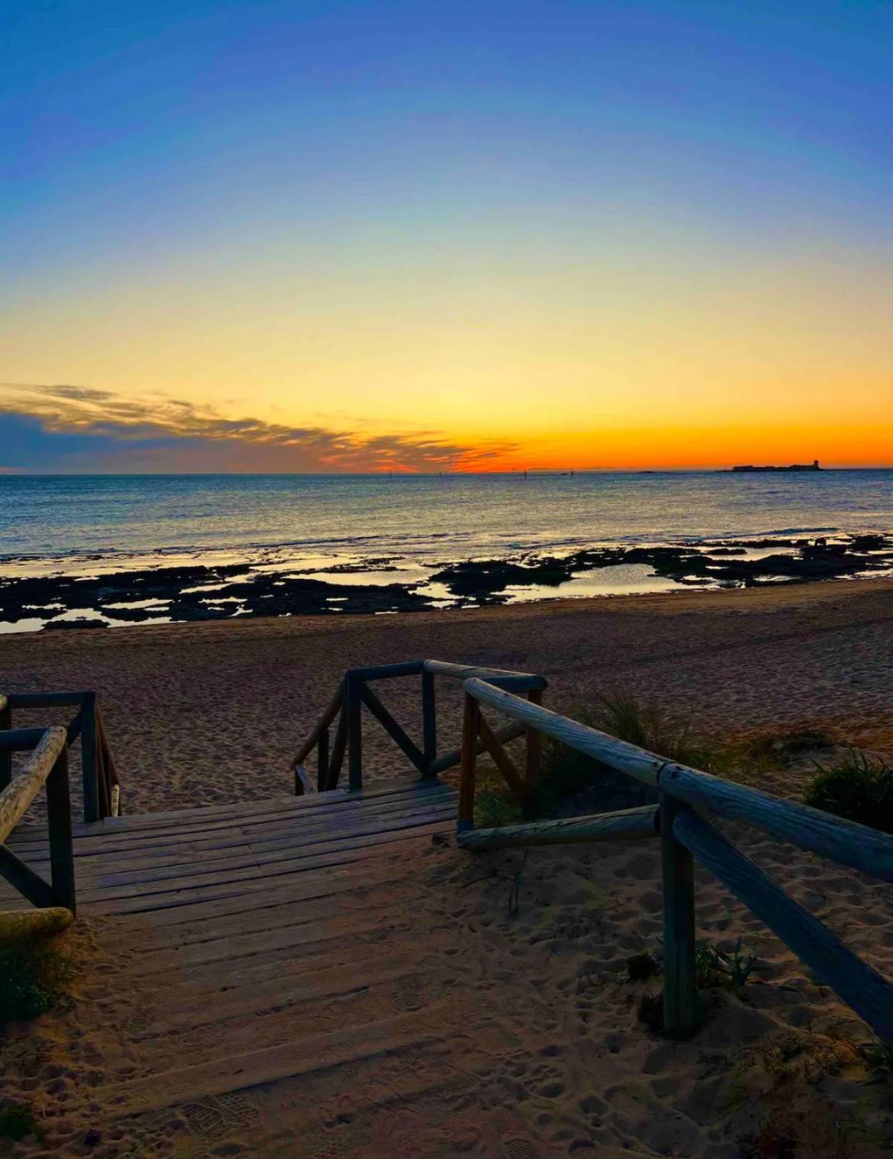 Habitacion Privada En Loft De Lujo Compartido - Playa A 1Min Chiclana de la Frontera Kültér fotó